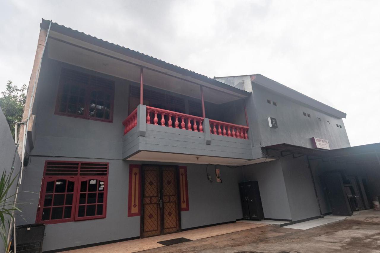 Oyo Life 3034 Taman Melati Depok Exterior foto